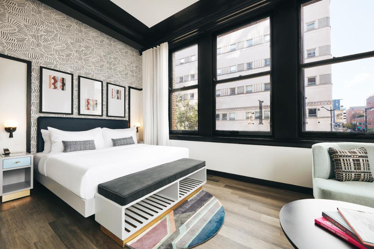 Corner Suite,1066941985:JPEG