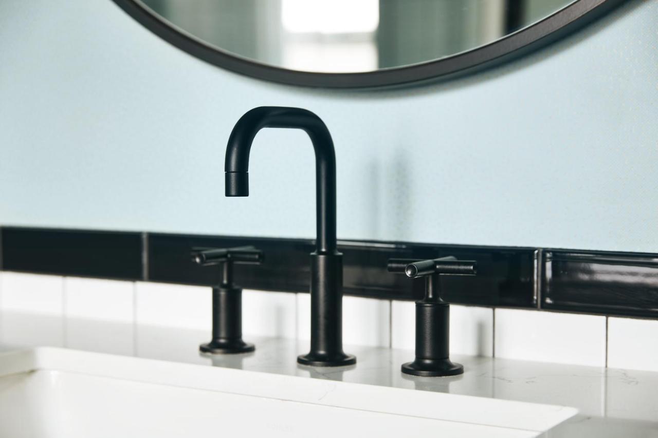 Standard King Room,1066942795:JPEG