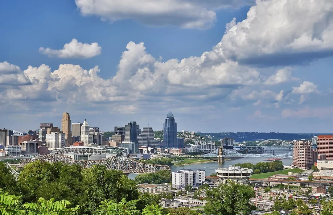 Graduate By Hilton Cincinnati-1