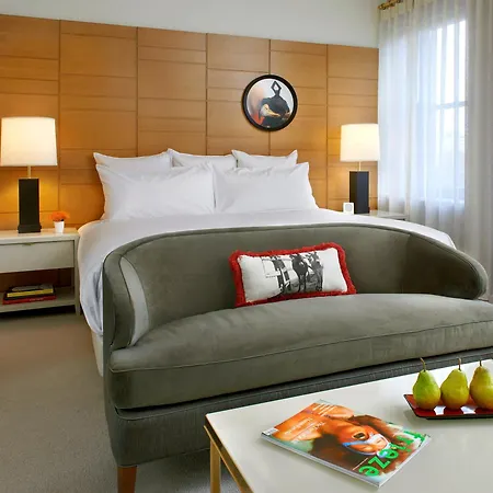 21C Museum Hotel Cincinnati-2