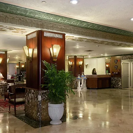 Hilton Cincinnati Netherland Plaza-3